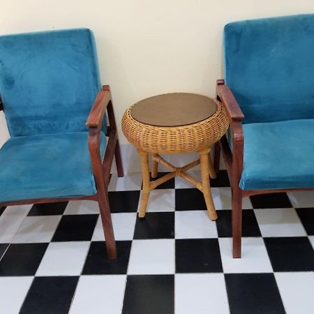 Room 7 - Studio In A Villa 5Mn Walk From The Royal Palace With Swimming Pool Пном Пен Екстериор снимка