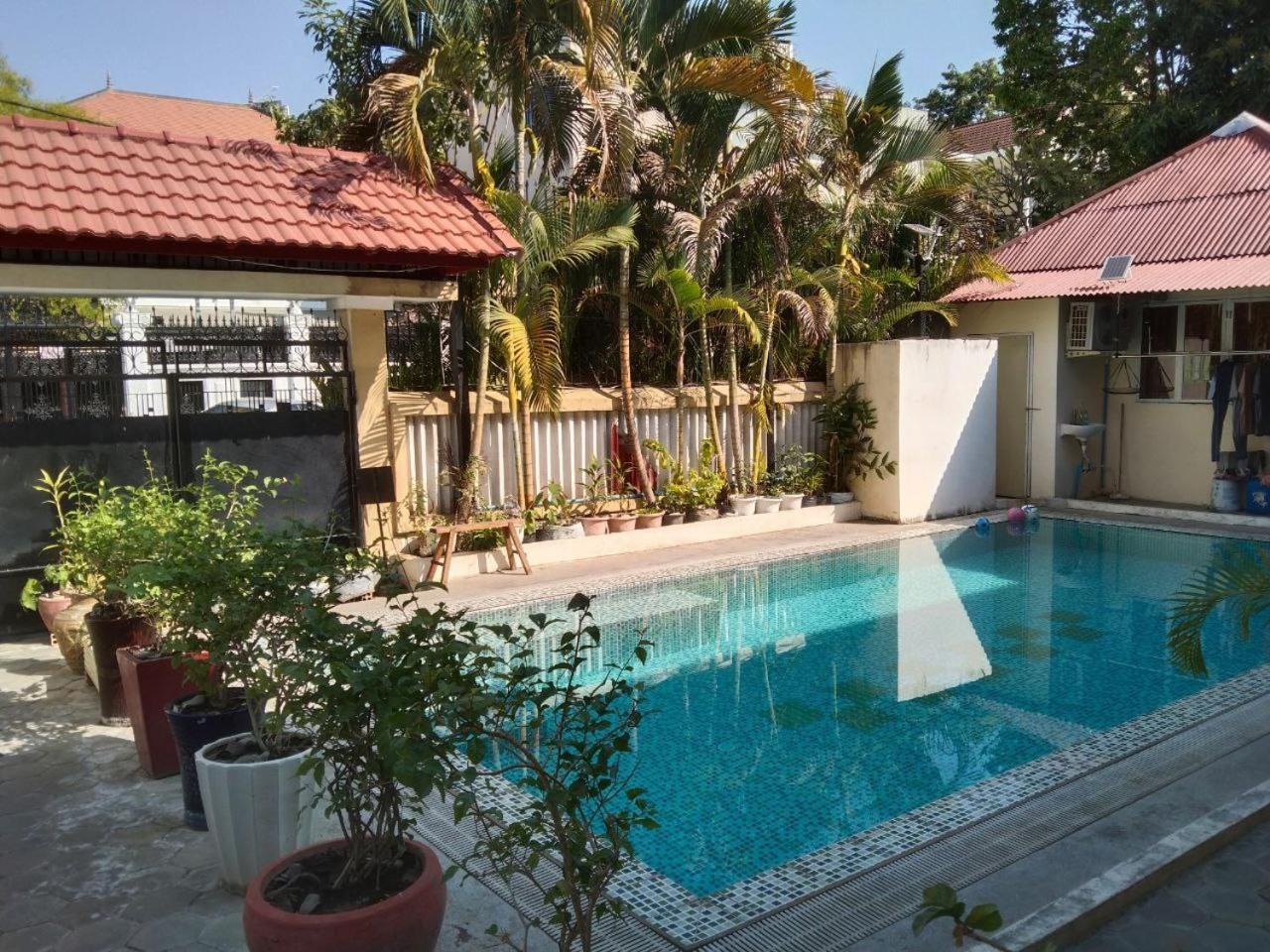Room 7 - Studio In A Villa 5Mn Walk From The Royal Palace With Swimming Pool Пном Пен Екстериор снимка